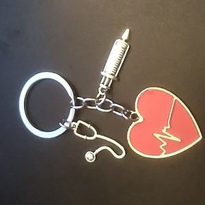 Nurse or Medical Professional Heart Keychain w stethoscope & sy.ringe